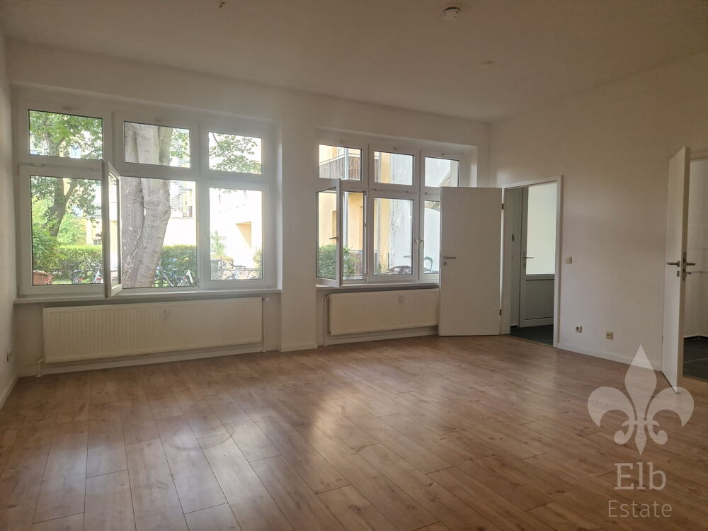 Terrassenwohnung in Stadtfeld-Ost mit 2 Zimmern und Dusche - Foto 1