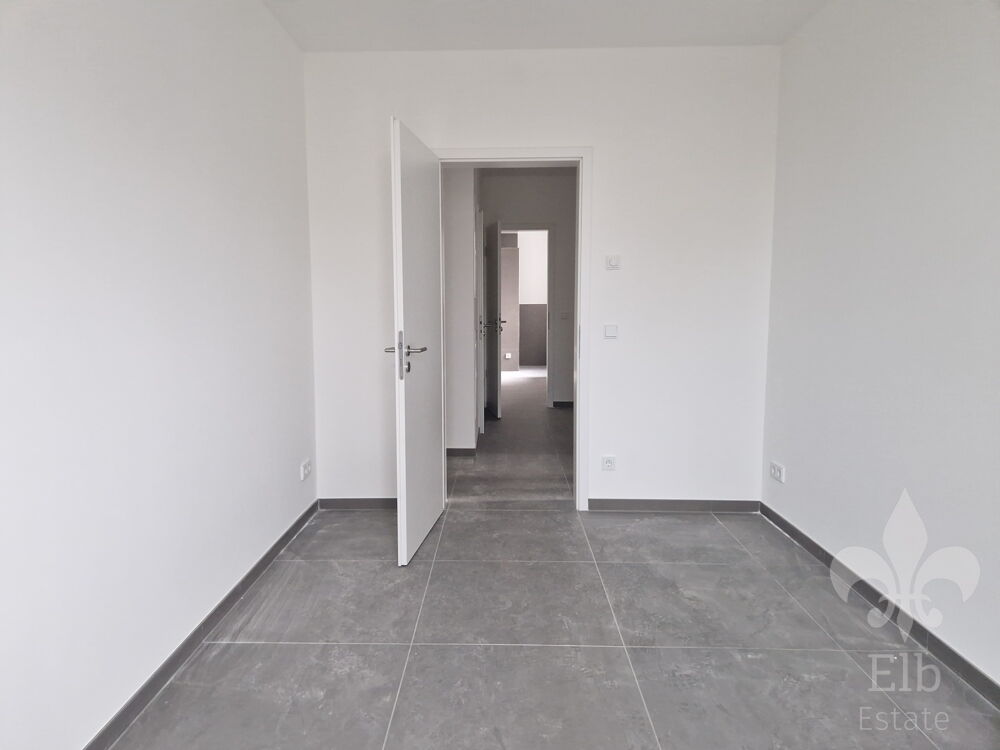 Gäste WC, Balkon, Wanne, Dusche - Helle moderne 4 Raum Wohnung als Erstbezug in Ottersleben - Foto 5