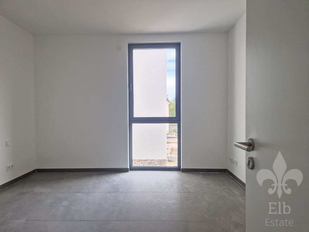 Gäste WC, Balkon, Wanne, Dusche - Helle moderne 4 Raum Wohnung als Erstbezug in Ottersleben - Foto 3