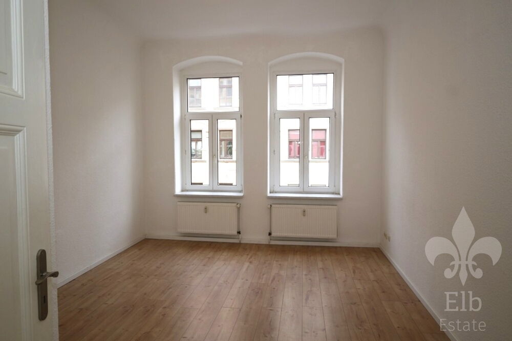 3 Raum Wohnung in Stadtfeld-Ost mit Dusche und Abstellraum sucht neue Bewohner - Photo 1