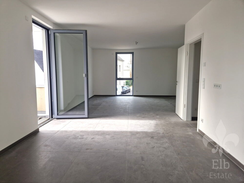Gäste WC, Balkon, Wanne, Dusche - Helle moderne 4 Raum Wohnung als Erstbezug in Ottersleben - Foto 1
