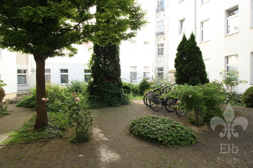 Innenhof mit Fahrradständer